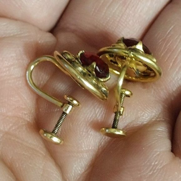Antique  10k gold filled with garnet screw back clip on earrings - Picture 6 of 8